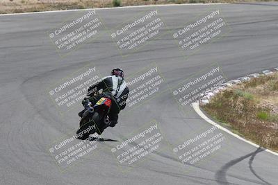 media/Apr-20-2025-AHRMA (Sun) [[393a79c373]]/Race/Group 5/Turn 4b/